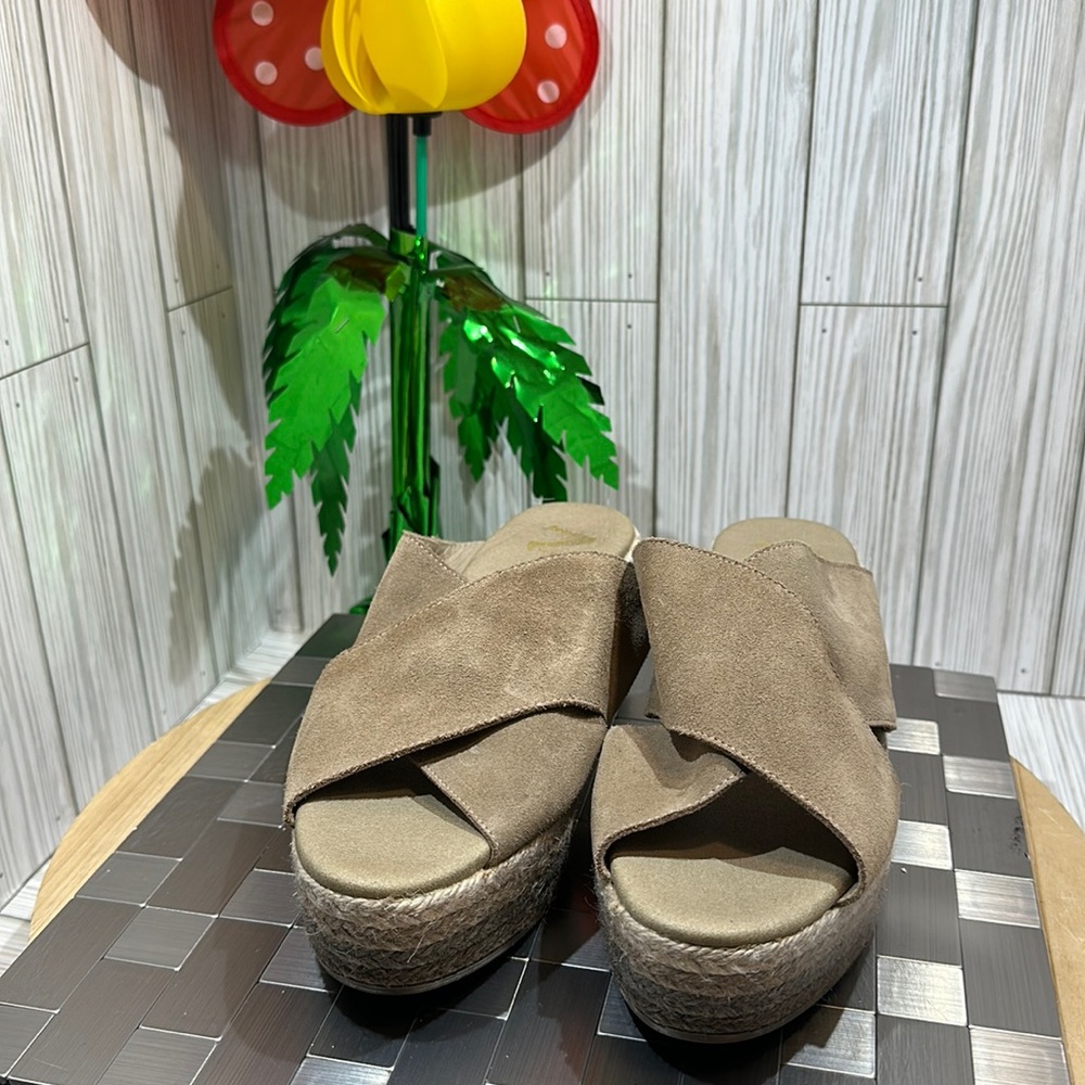 Paseart platforms